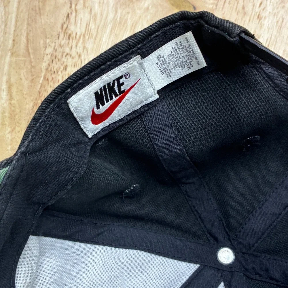 Vintage 90s Nike Swoosh Snapback Hat Black Gray Green Underbrim Taiwan